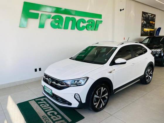 VOLKSWAGEN NIVUS 1.0 200 TSI TOTAL FLEX HIGHLINE AUTOMÁTICO